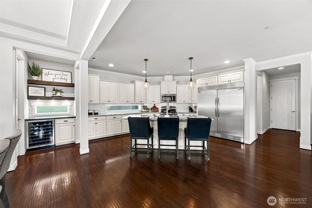 8010 206th Avenue E, Bonney Lake, WA 98391