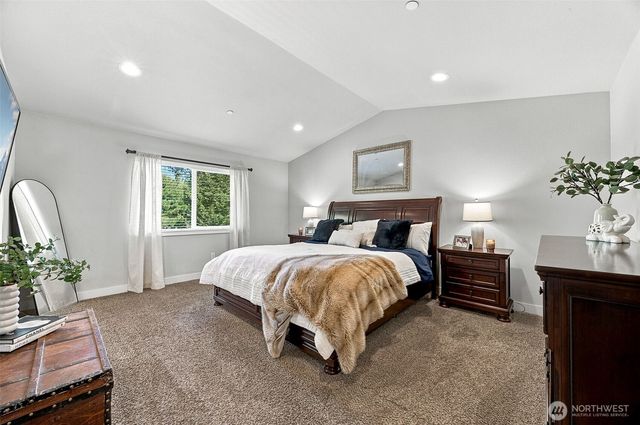 8010 206th Avenue E, Bonney Lake, WA 98391
