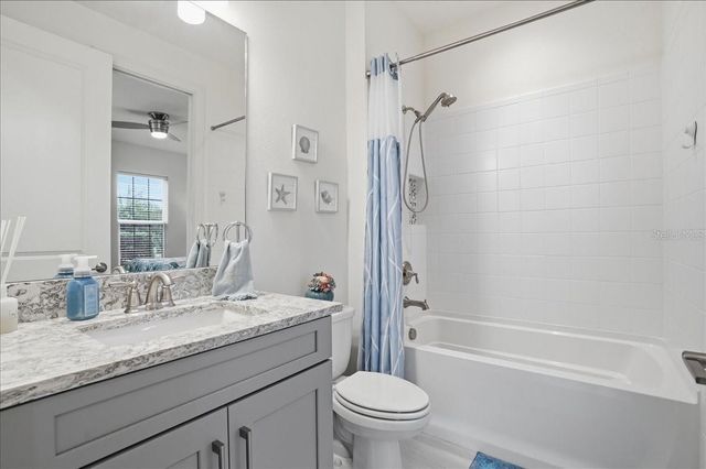 10225 HIGHLAND PARK PLACE, Palmetto, FL 34221