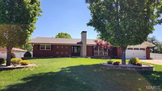 5452 Edelweis Lane, St Louis, MO 63129