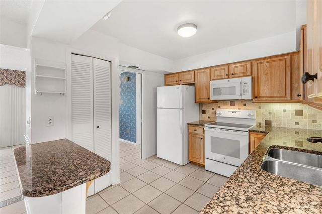 8222 DEMING DRIVE, Orlando, FL 32825