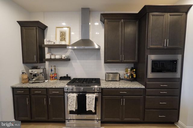 1316 BREECHES WAY, Mechanicsburg, PA 17055