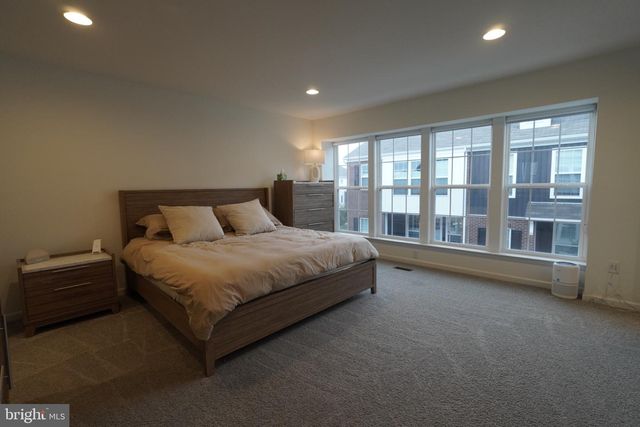 1316 BREECHES WAY, Mechanicsburg, PA 17055