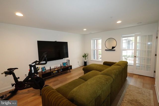 1316 BREECHES WAY, Mechanicsburg, PA 17055