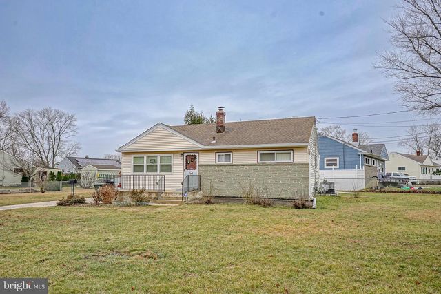 137 BALDWIN RD, Glassboro, NJ 08028