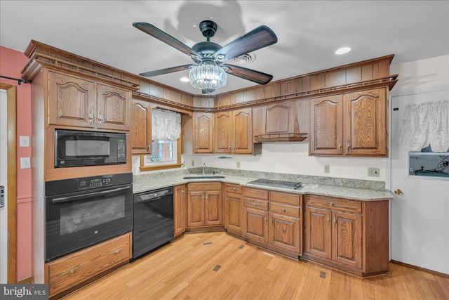 123 W LINE ST, Tremont, PA 17981