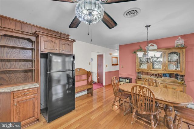 123 W LINE ST, Tremont, PA 17981