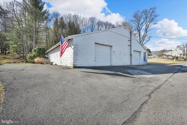 123 W LINE ST, Tremont, PA 17981