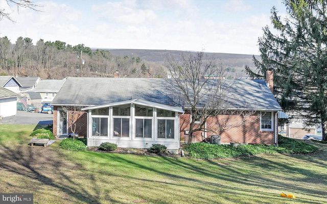 123 W LINE ST, Tremont, PA 17981