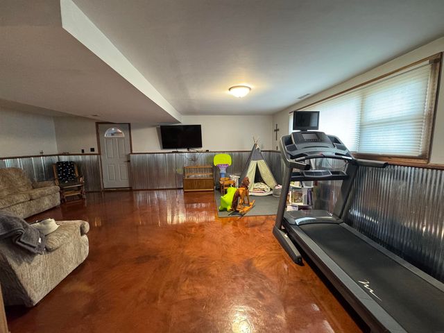 1808 Owen St., Charles City, IA 50616