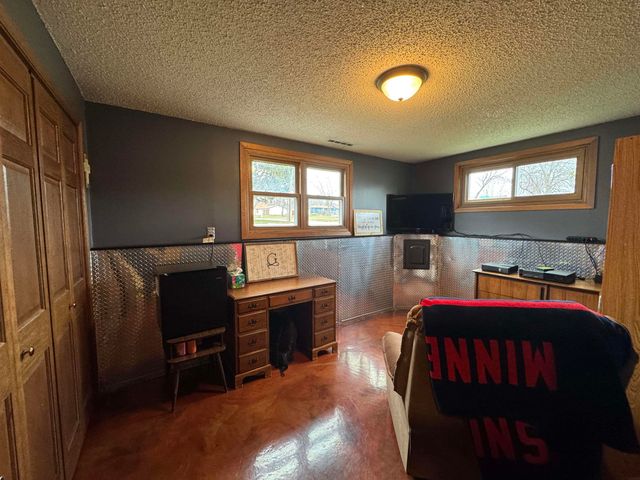 1808 Owen St., Charles City, IA 50616