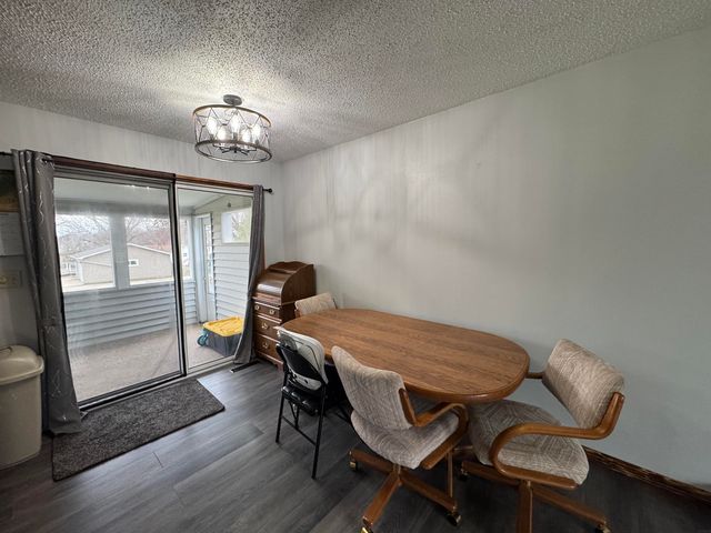 1808 Owen St., Charles City, IA 50616