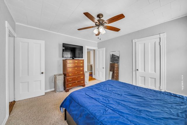 34 Sherbrook Ave, Worcester, MA 01604