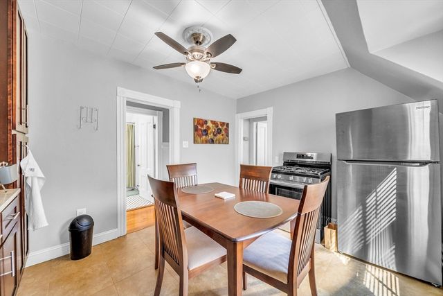 34 Sherbrook Ave, Worcester, MA 01604