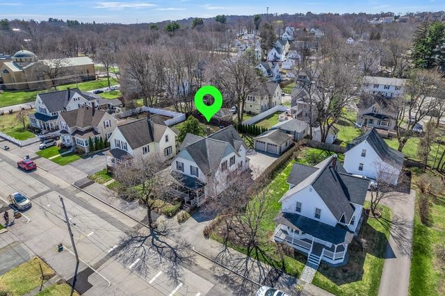 34 Sherbrook Ave, Worcester, MA 01604