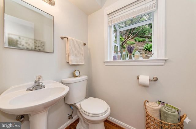15701 JONES LN, Gaithersburg, MD 20878