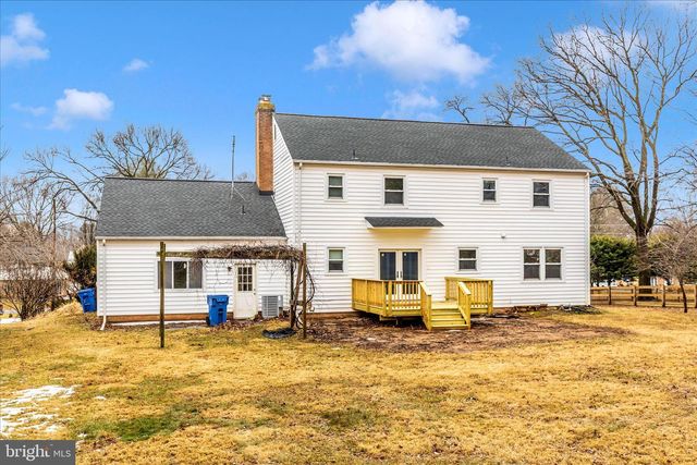 15701 JONES LN, Gaithersburg, MD 20878