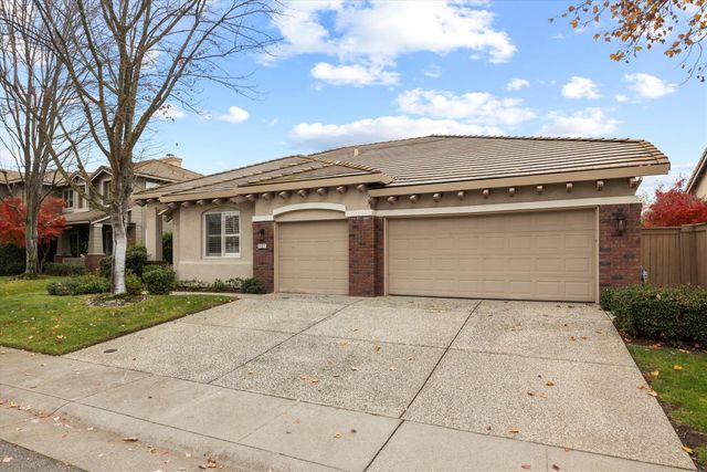 1121 Elderberry Cir, Folsom, CA 95630