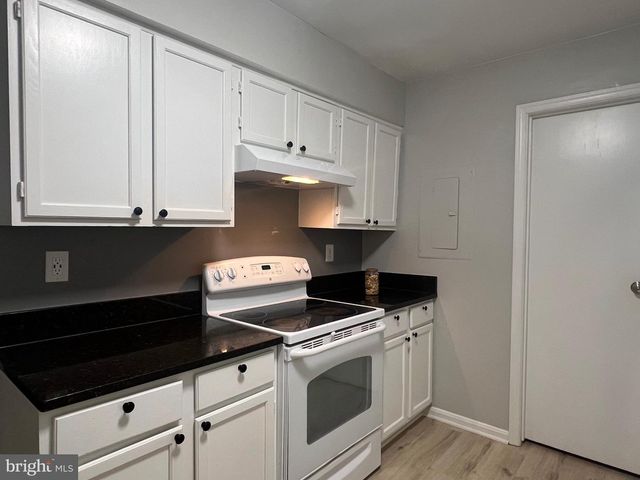 10448 RAPIDAN LN, Manassas, VA 20109