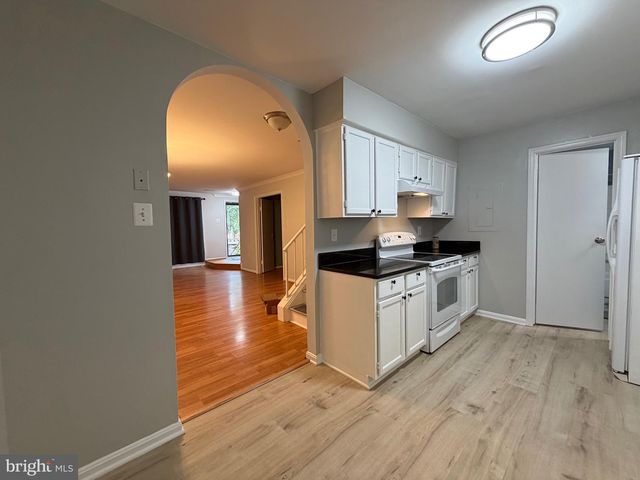 10448 RAPIDAN LN, Manassas, VA 20109