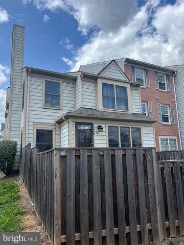 10448 RAPIDAN LN, Manassas, VA 20109