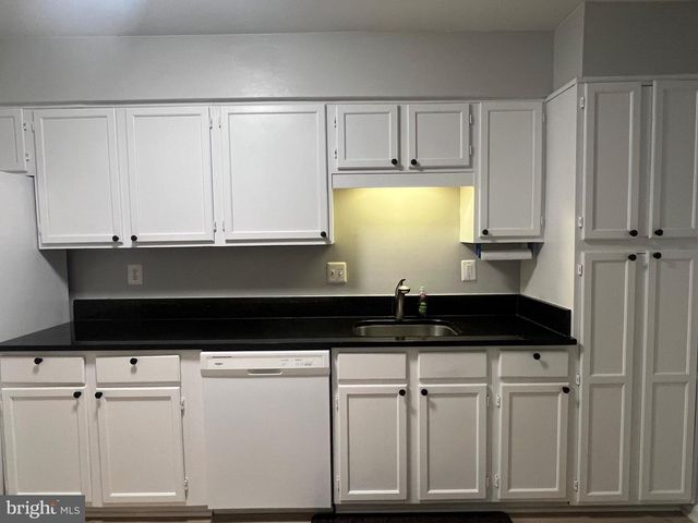 10448 RAPIDAN LN, Manassas, VA 20109