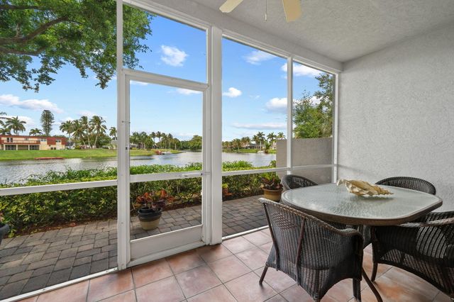 12598 Westhampton Circle, Wellington, FL 33414