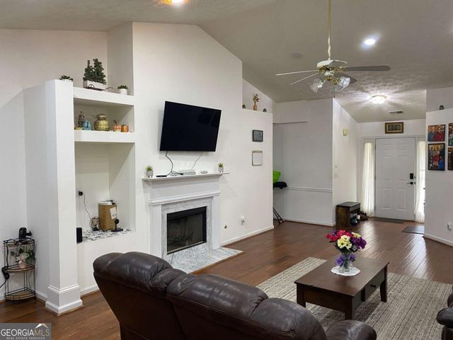 2840 GENERAL LEE Way, Buford, GA 30519