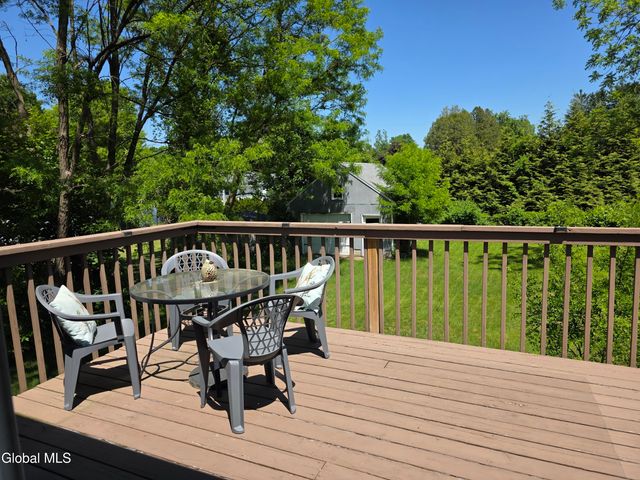 61 Vanderbilt Avenue, Saratoga Springs, NY 12866