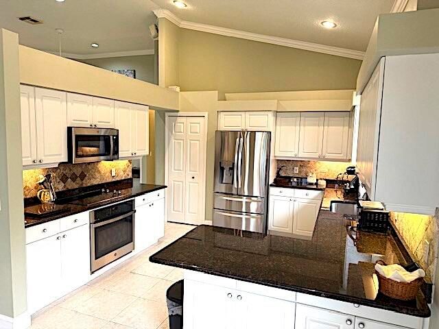 8413 Belfry Place, Port St. Lucie, Port St Lucie, FL 34986