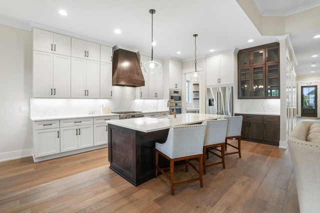 7018 Claymore Drive, Dublin, OH 43017