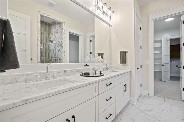 7018 Claymore Drive, Dublin, OH 43017