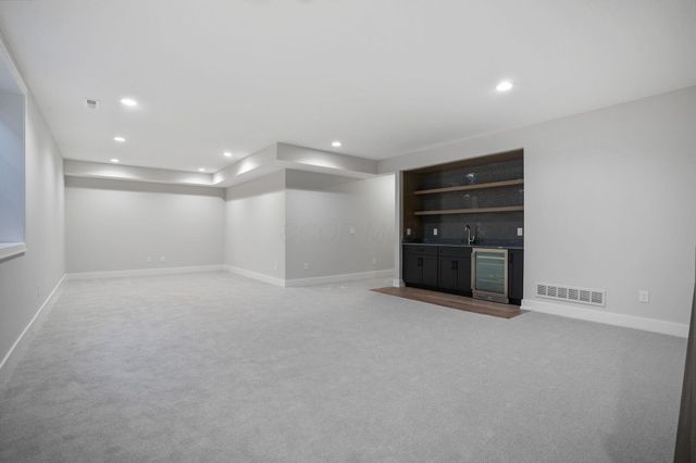 7018 Claymore Drive, Dublin, OH 43017