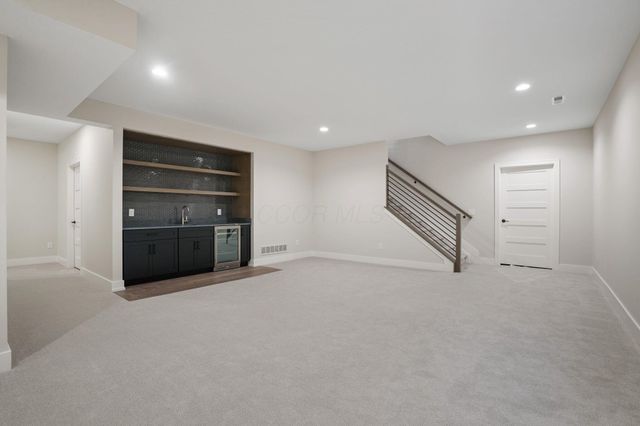 7018 Claymore Drive, Dublin, OH 43017