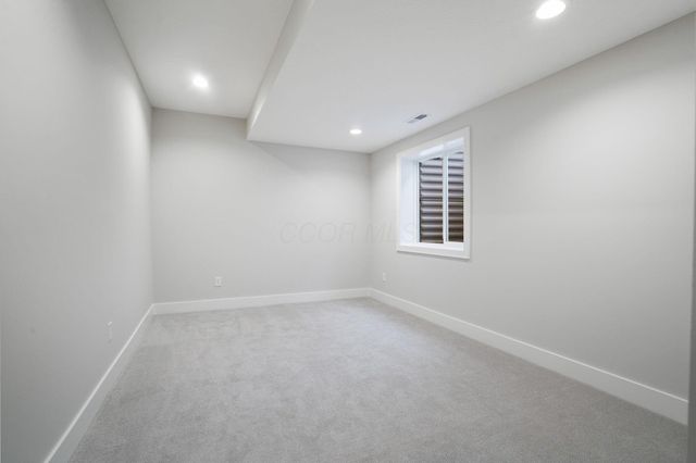 7018 Claymore Drive, Dublin, OH 43017