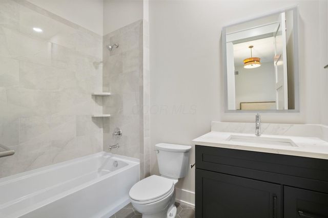 7018 Claymore Drive, Dublin, OH 43017