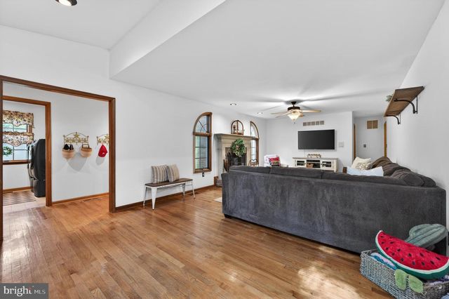 55 MEETINGHOUSE CT, Shamong, NJ 08088