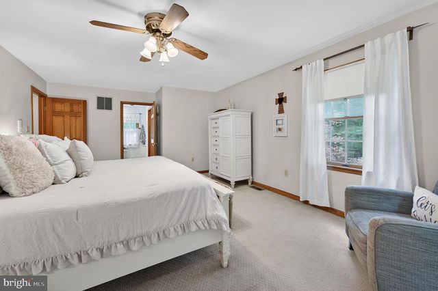55 MEETINGHOUSE CT, Shamong, NJ 08088