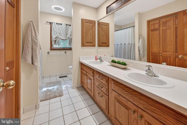 55 MEETINGHOUSE CT, Shamong, NJ 08088