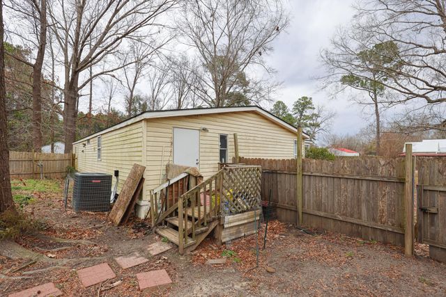 78 Dove St., Georgetown, SC 29440