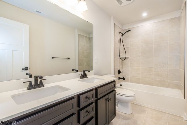 37 Esposito Ln, Roxbury Twp., NJ 07850