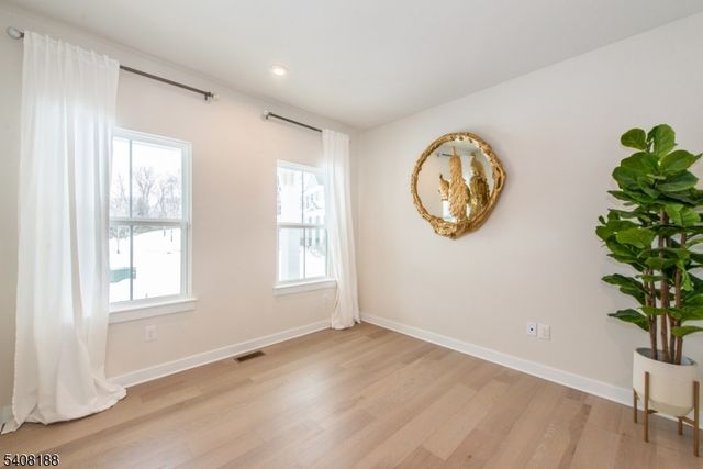 37 Esposito Ln, Roxbury Twp., NJ 07850