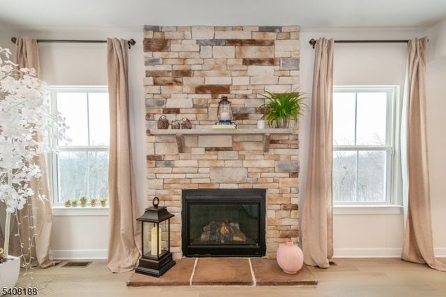 37 Esposito Ln, Roxbury Twp., NJ 07850