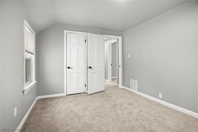 20214 Lanbury Avenue, Warrensville Heights, OH 44122