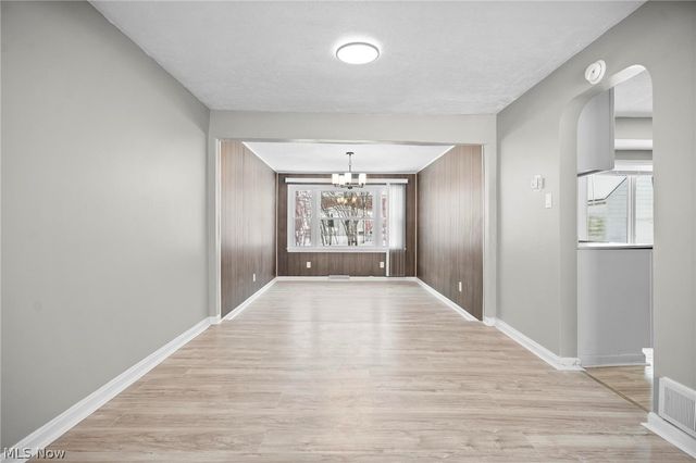 20214 Lanbury Avenue, Warrensville Heights, OH 44122