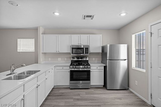 1425 Hassell Avenue, Las Vegas, NV 89106