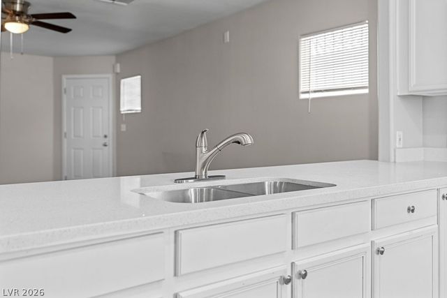 1425 Hassell Avenue, Las Vegas, NV 89106