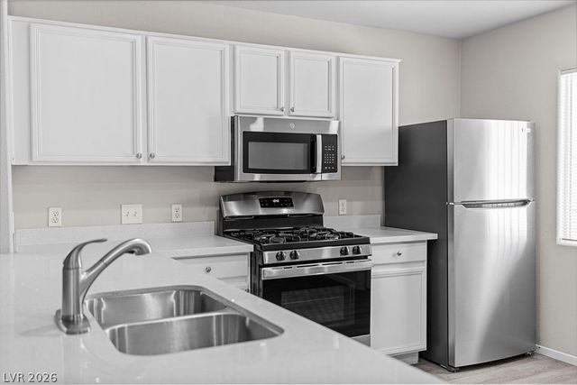 1425 Hassell Avenue, Las Vegas, NV 89106