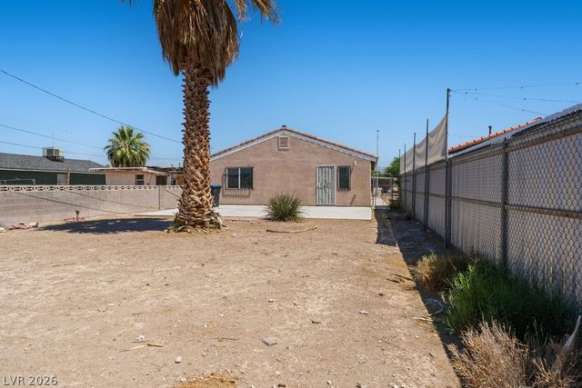 1425 Hassell Avenue, Las Vegas, NV 89106
