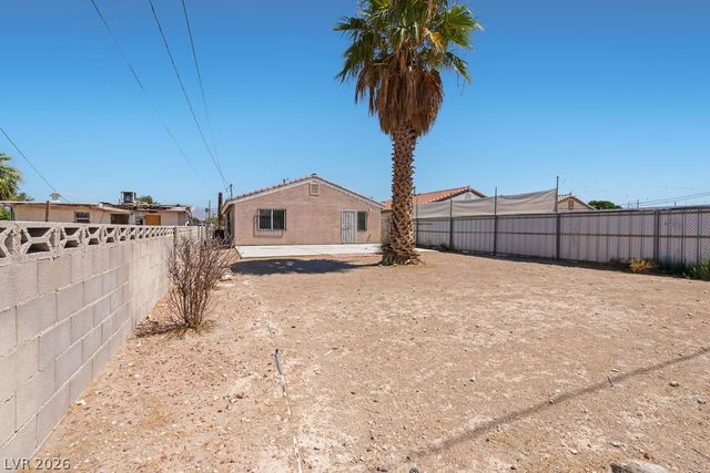 1425 Hassell Avenue, Las Vegas, NV 89106